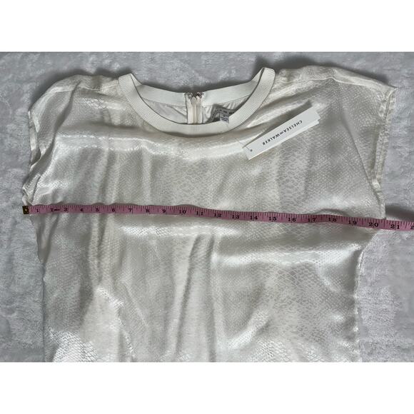 NWT Chelsea and Walker Cap Sleeve Silk Snake Print Top in Ivory Size 8 - Picture 11 of 11